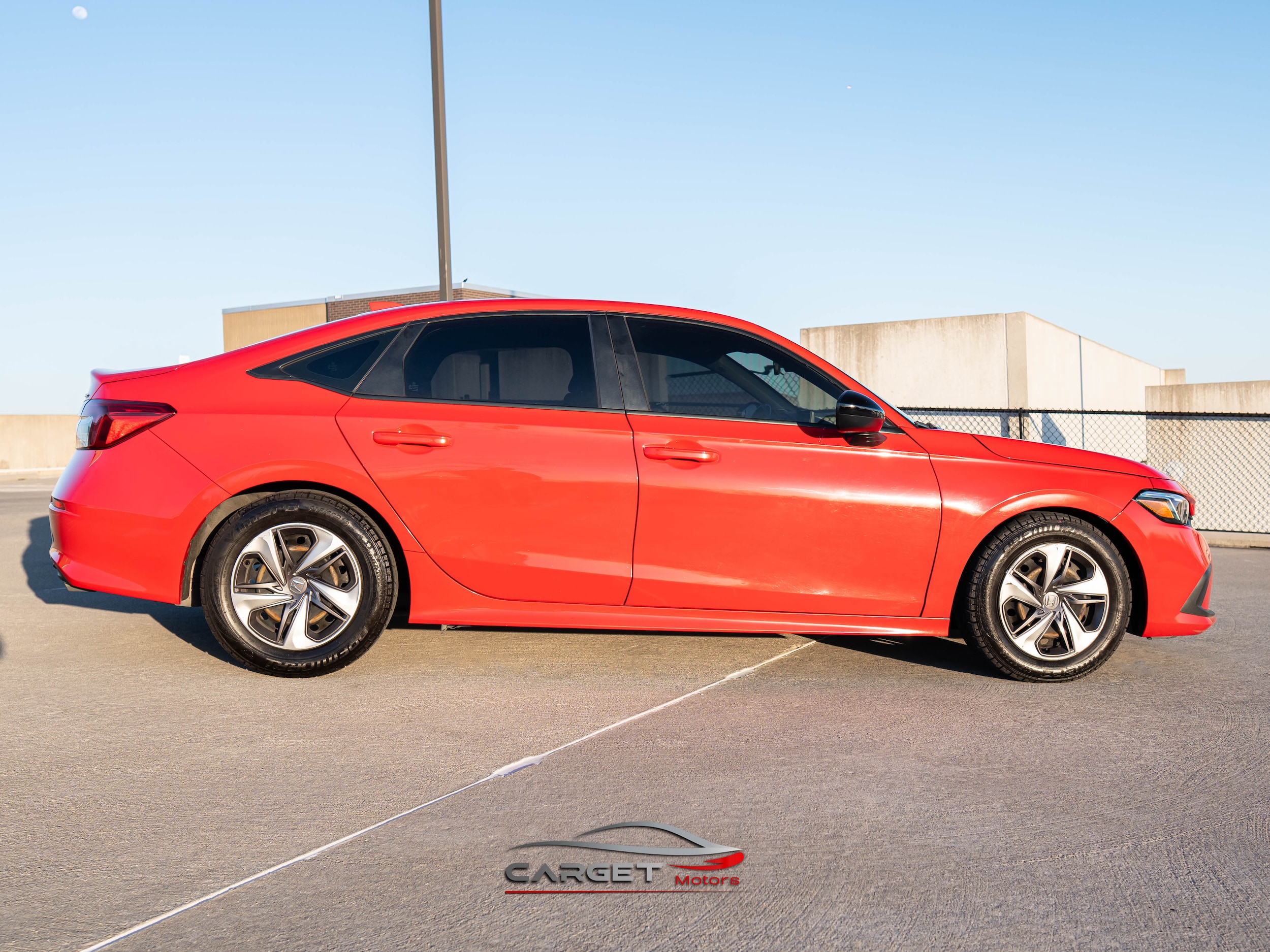 Vehicle image 7 of 48