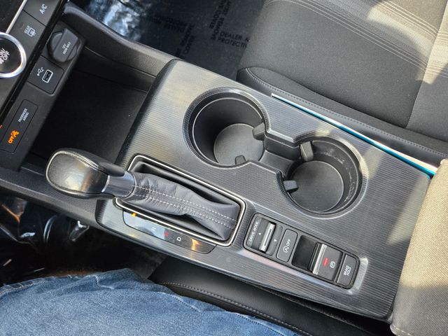 Vehicle image 23 of 44