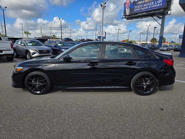 Vehicle image 8 of 44