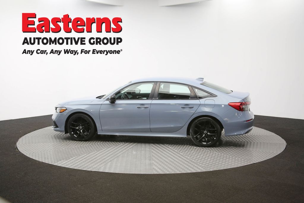 Vehicle image 36 of 60