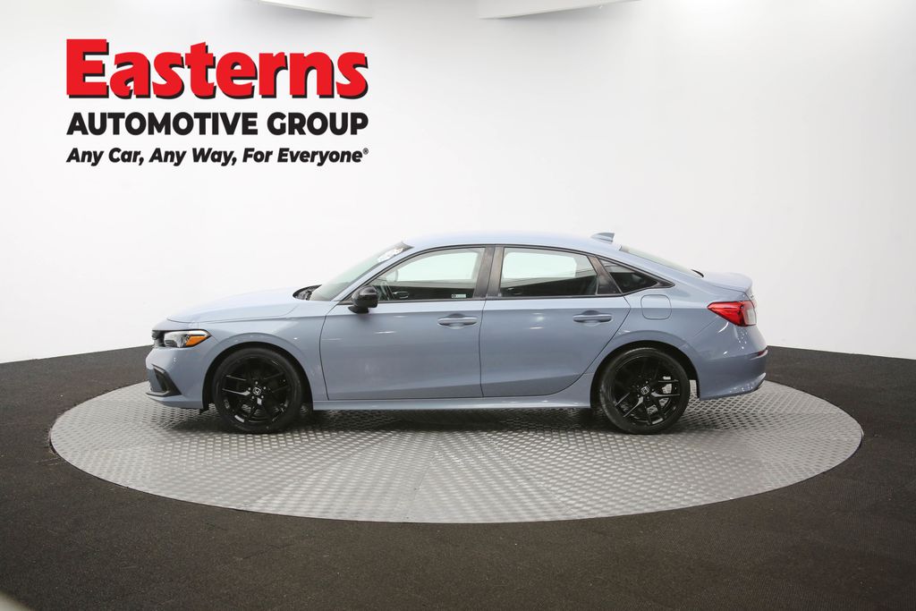 Vehicle image 34 of 60