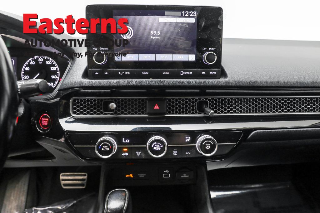 Vehicle image 54 of 60