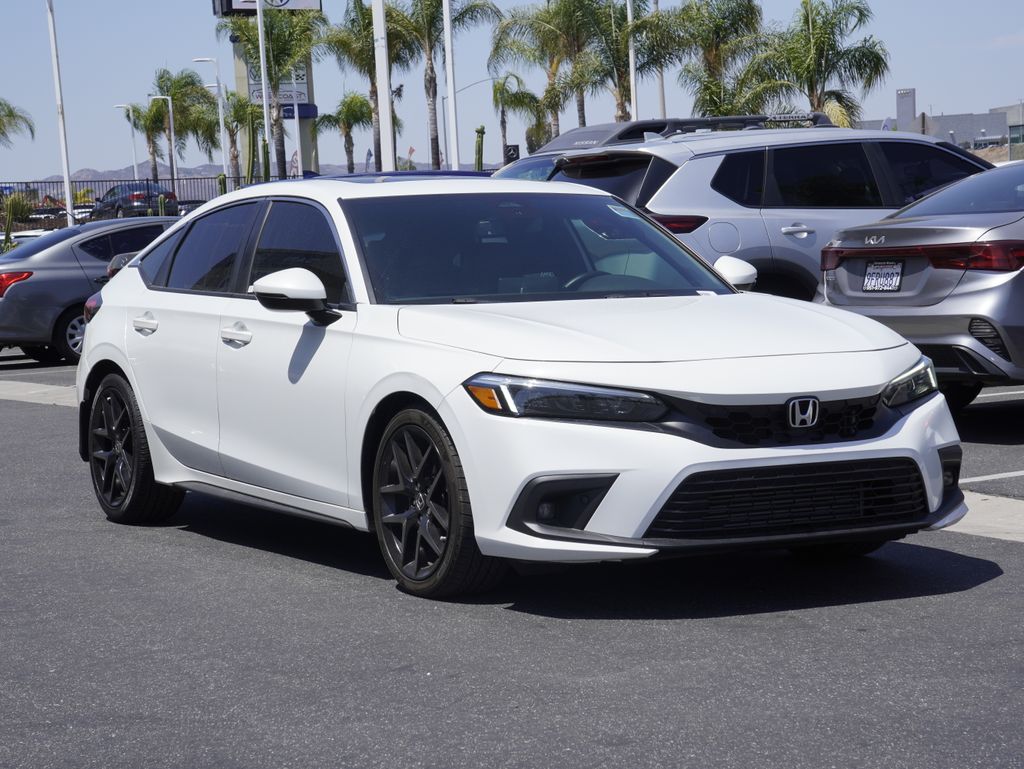 2022 Honda Civic Sport Touring Image 1 of 34