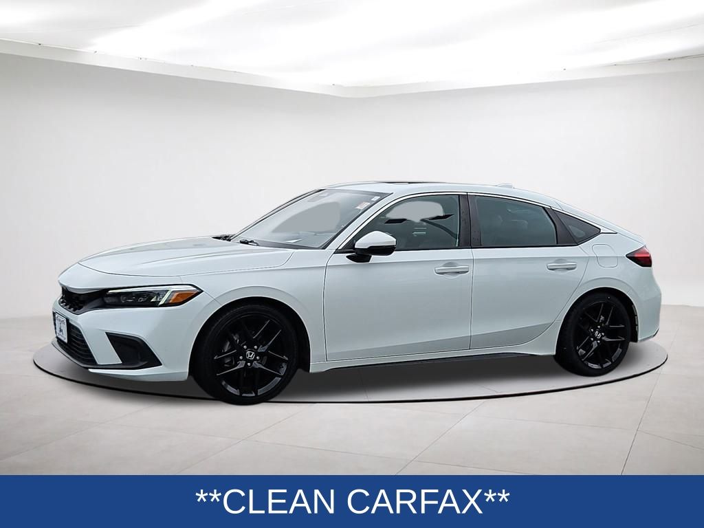Vehicle image 1 of 33