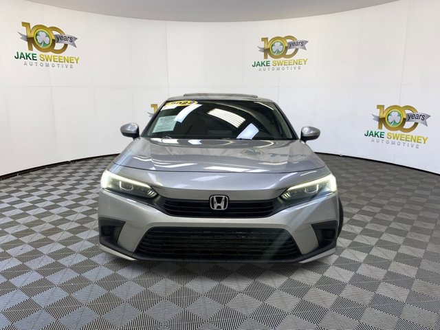 Vehicle image 2 of 24