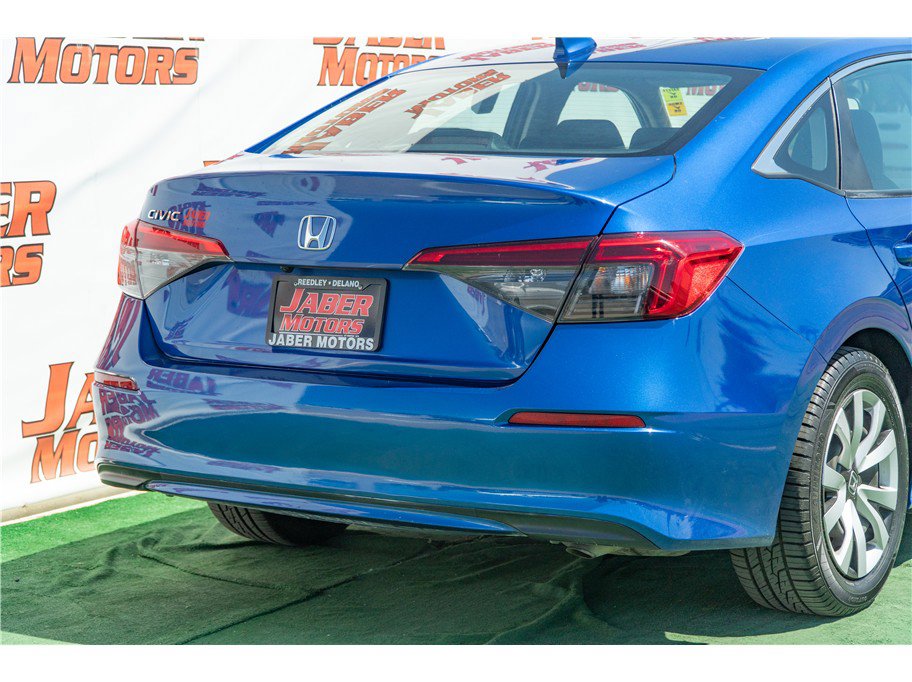 2022 Honda Civic LX Image 5 of 43