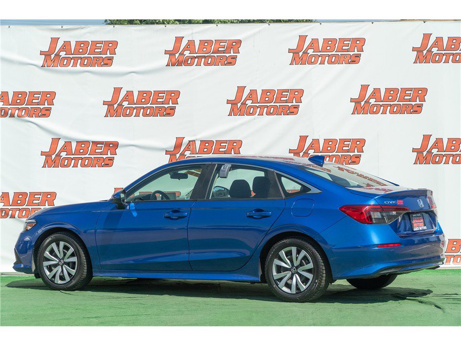 2022 Honda Civic LX Image 8 of 43