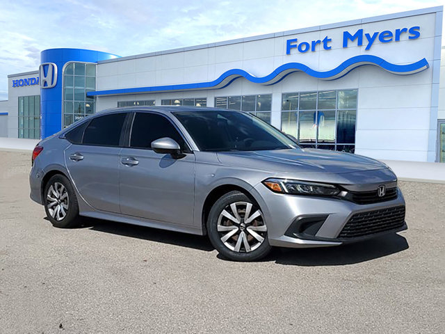 2022 Honda Civic LX Image 4 of 36