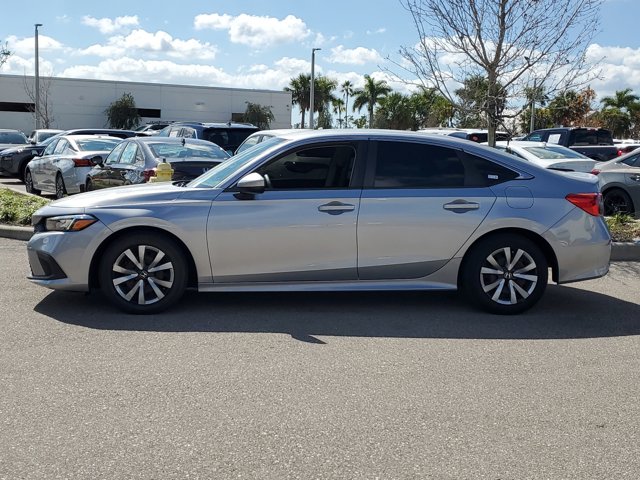 2022 Honda Civic LX Image 8 of 36