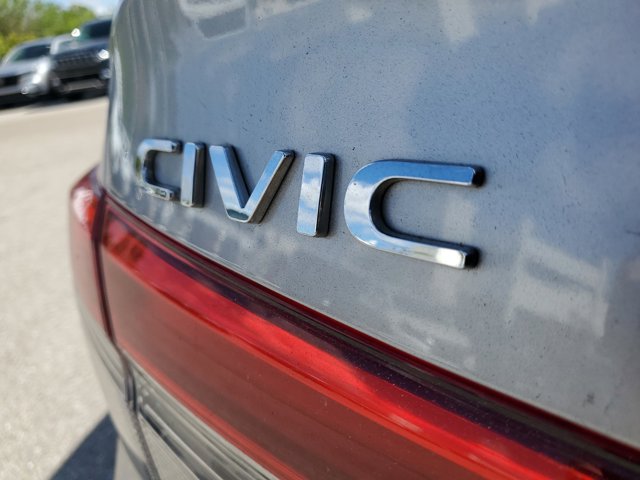 2022 Honda Civic LX Image 9 of 36
