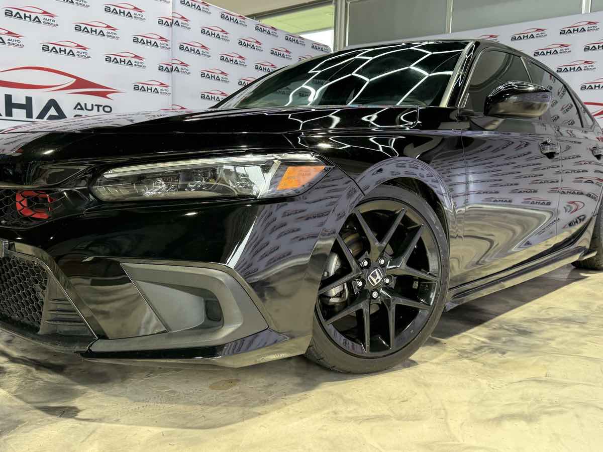 Vehicle image 12 of 51