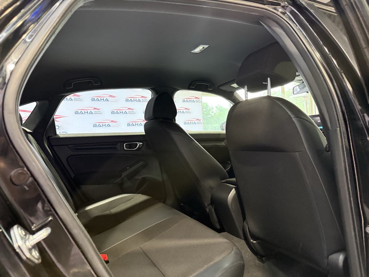 Vehicle image 45 of 51