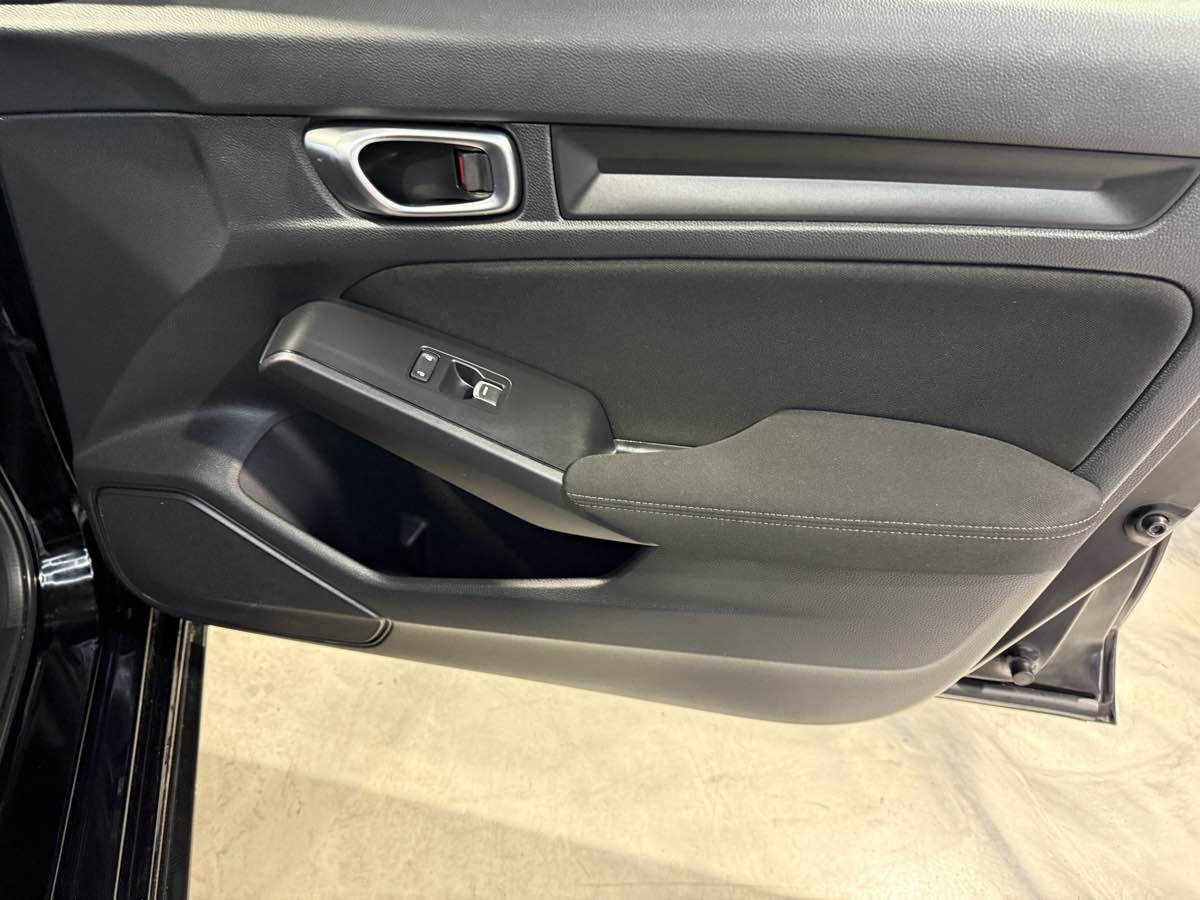 Vehicle image 50 of 51