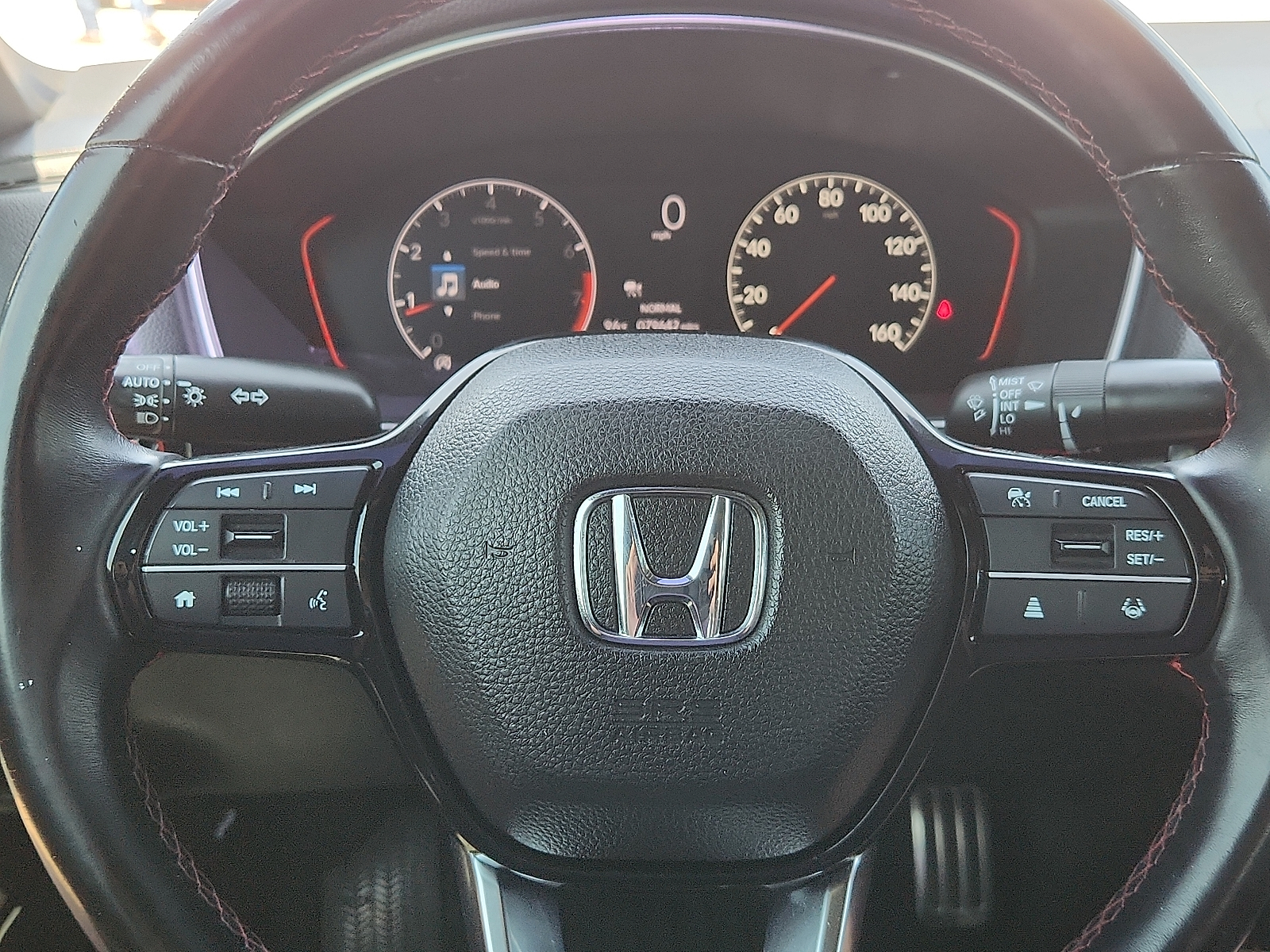 Vehicle image 11 of 20