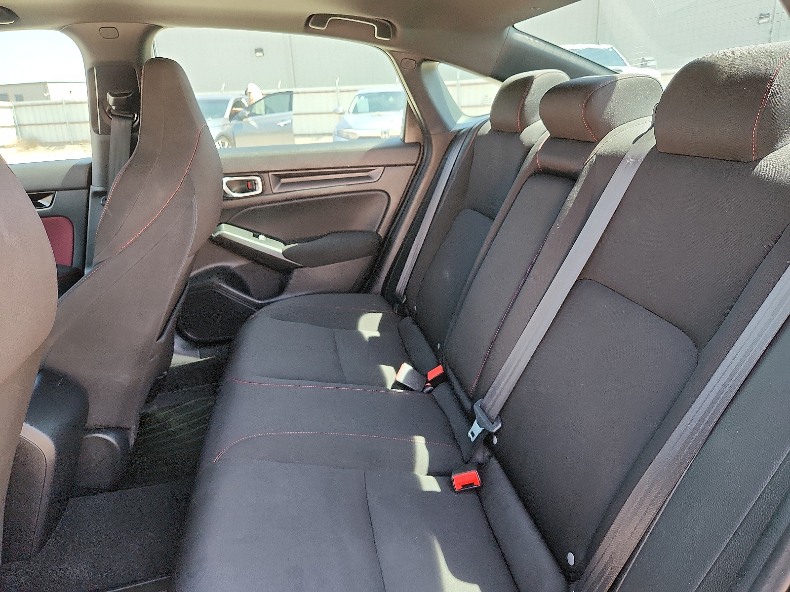 Vehicle image 8 of 20