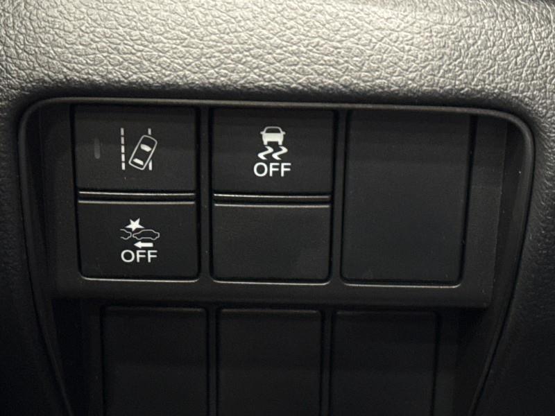 Vehicle image 47 of 52