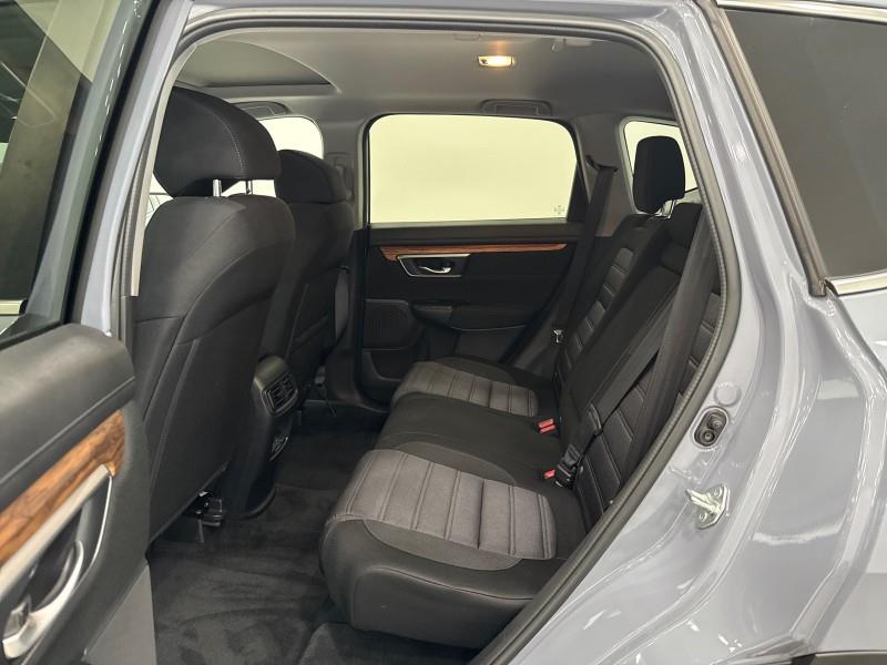 Vehicle image 45 of 52