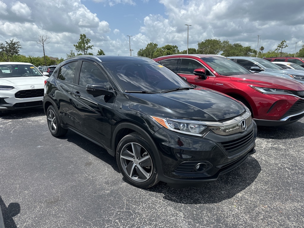 Vehicle image 3 of 5