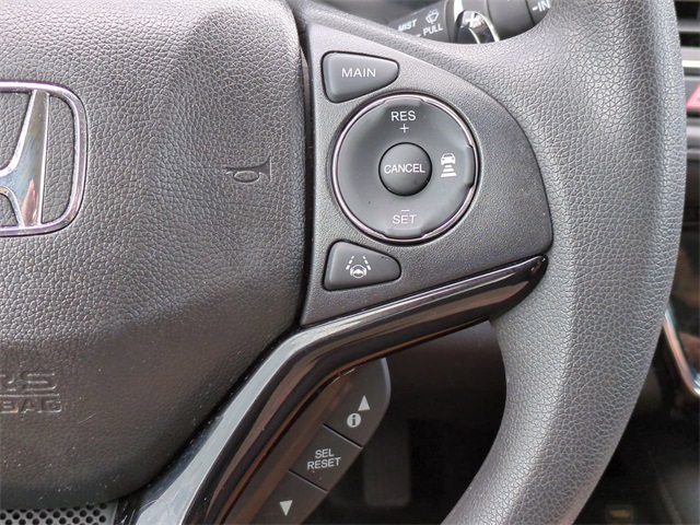 Vehicle image 26 of 29
