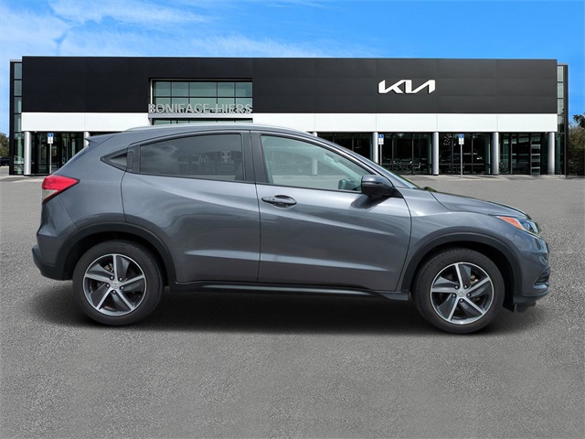 Vehicle image 4 of 29