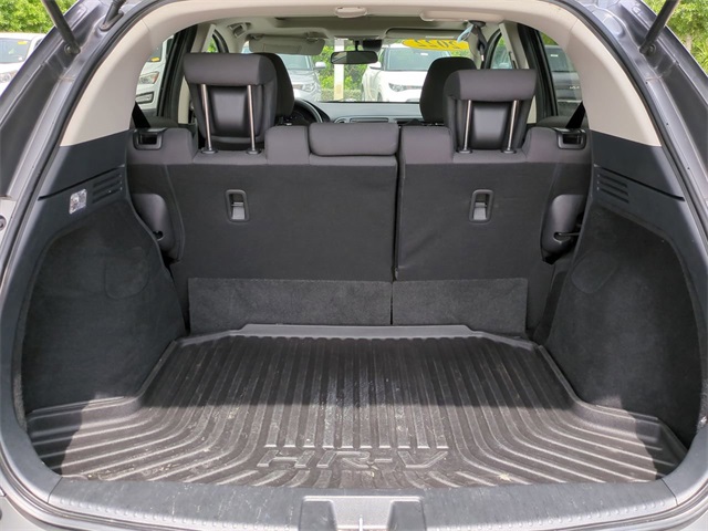 Vehicle image 13 of 29