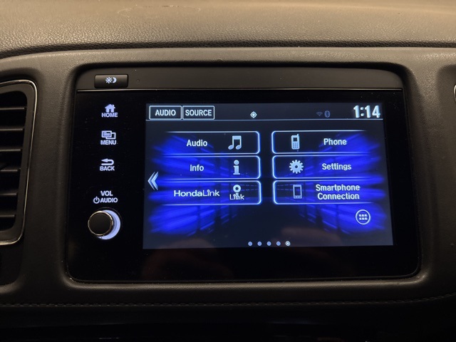 Vehicle image 17 of 24
