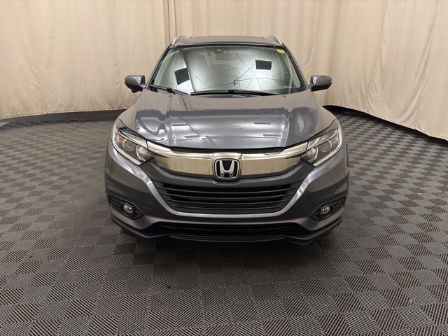 Vehicle image 3 of 24