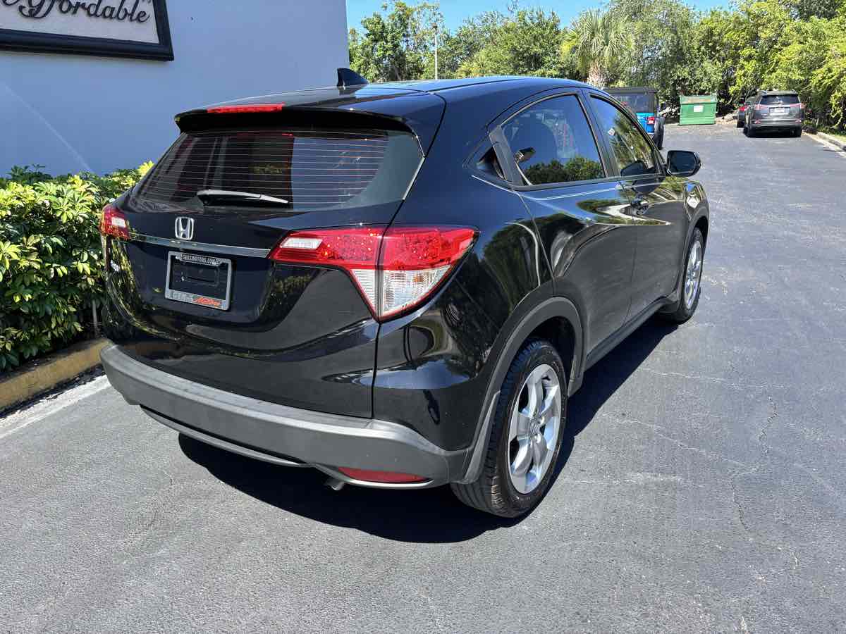 Vehicle image 2 of 27