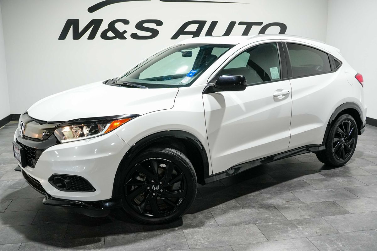 2022 Honda HR-V Sport Image 2 of 25