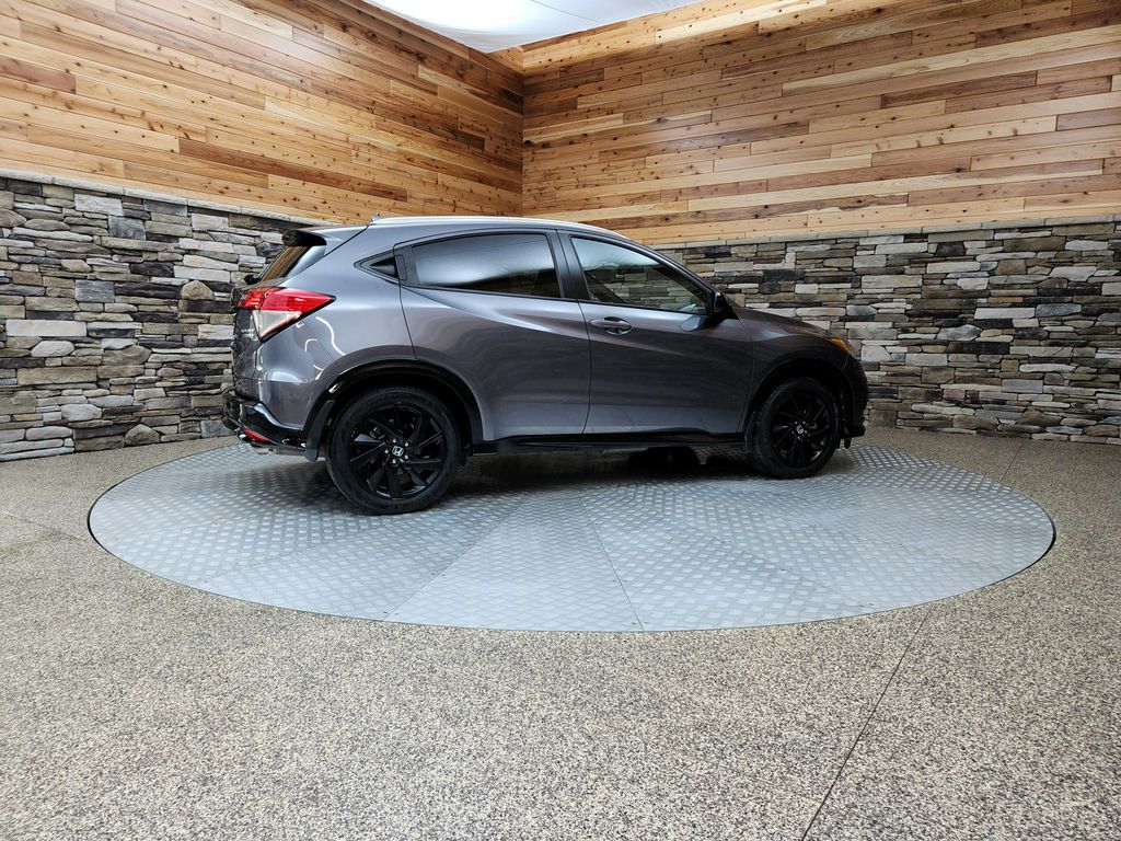Vehicle image 6 of 25
