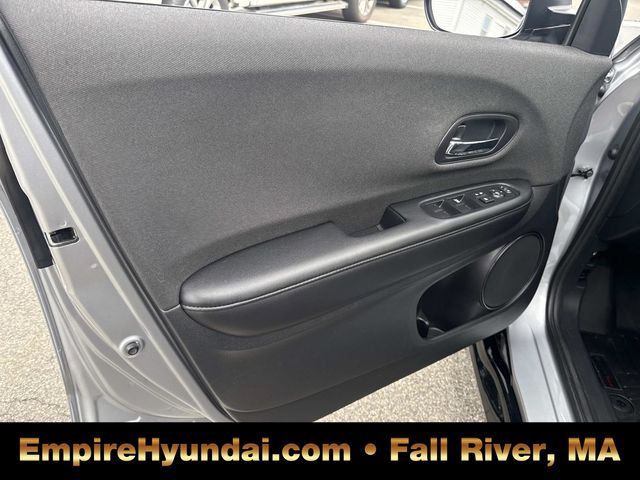 2022 Honda HR-V Sport Image 19 of 34