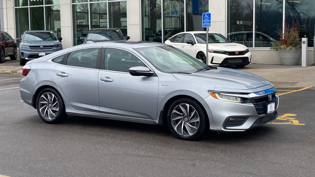 2022 Honda Insight Touring Image 2 of 28