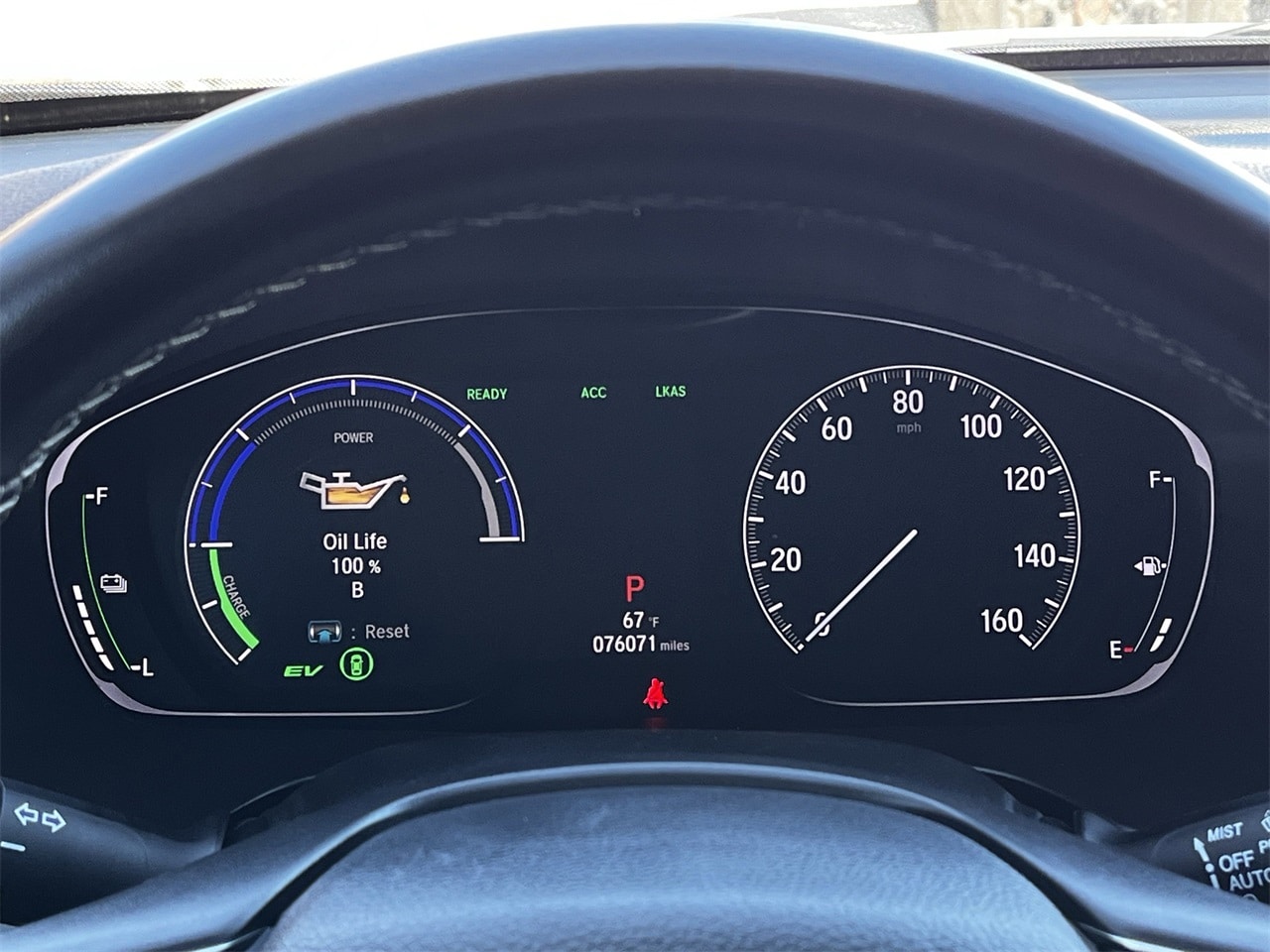 2022 Honda Insight Touring Image 15 of 30