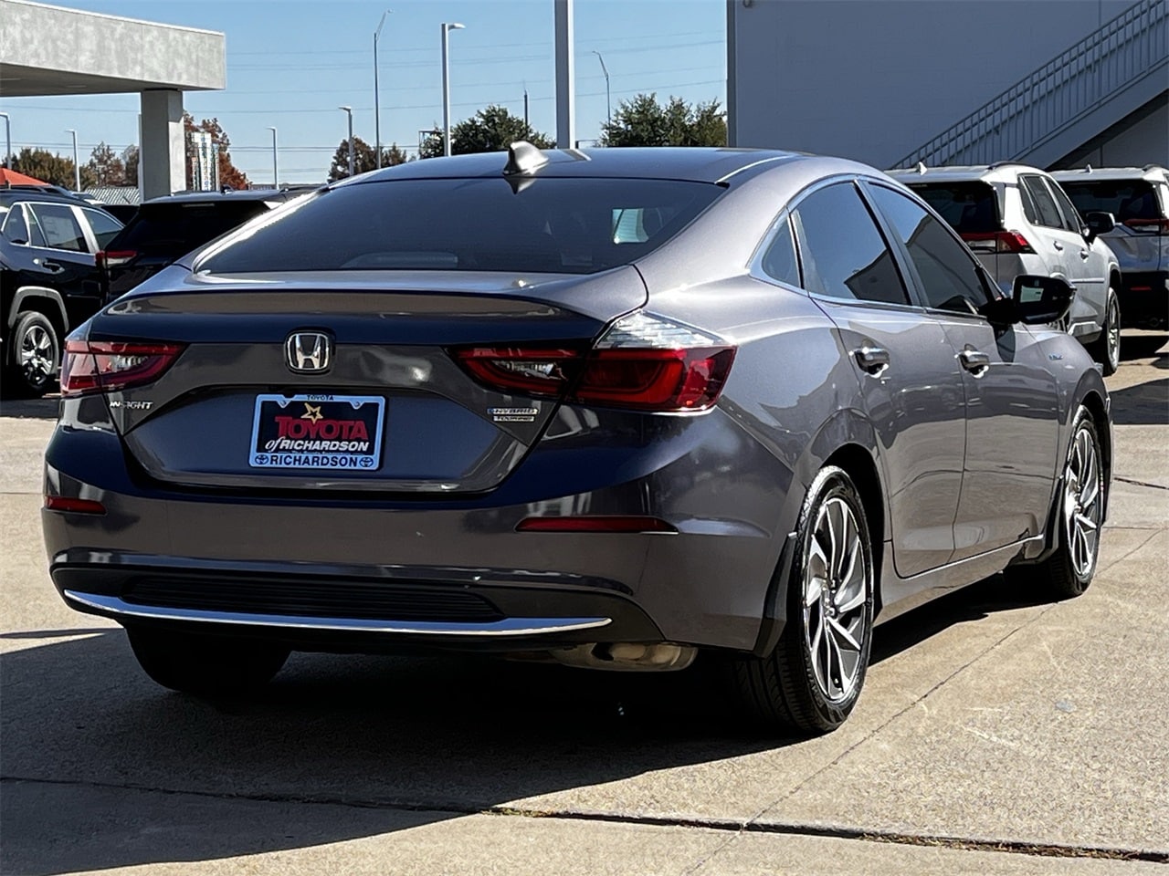 2022 Honda Insight Touring Image 5 of 30