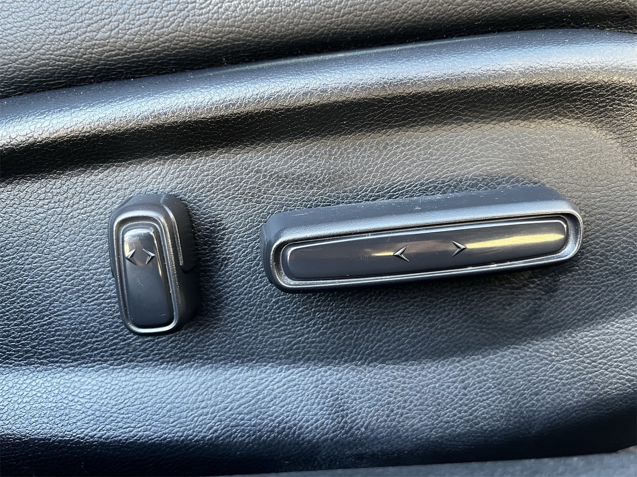 2022 Honda Insight Touring Image 23 of 30