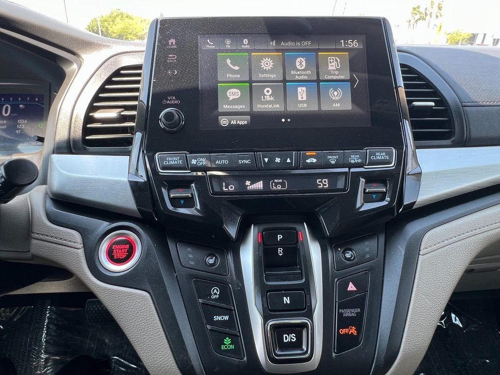 Vehicle image 23 of 27