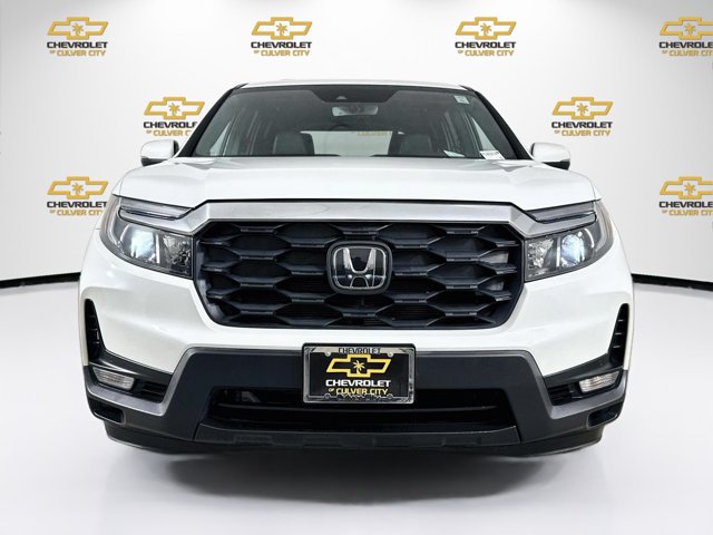 2022 Honda Passport EX-L Image 2 of 31