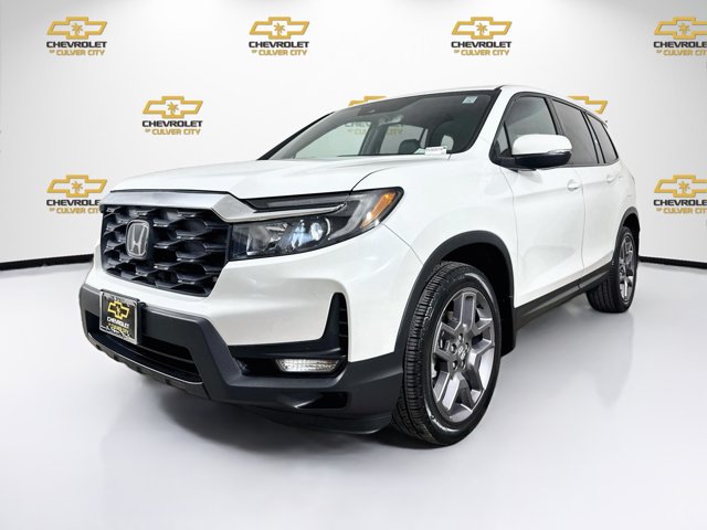 2022 Honda Passport EX-L Image 1 of 31