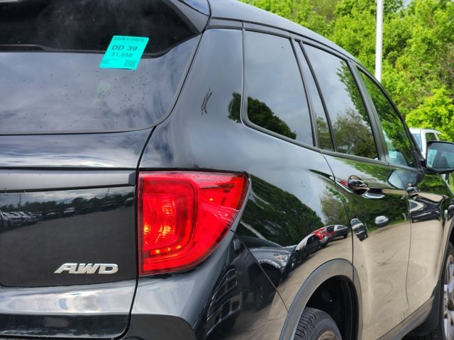 Vehicle image 6 of 30