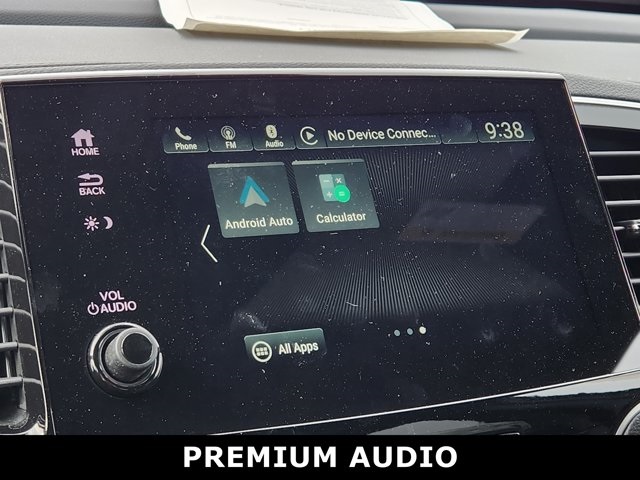Vehicle image 10 of 30