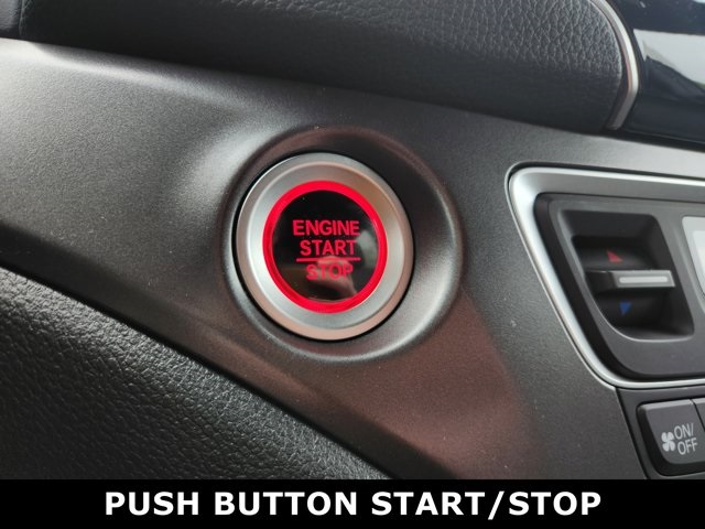 Vehicle image 15 of 30
