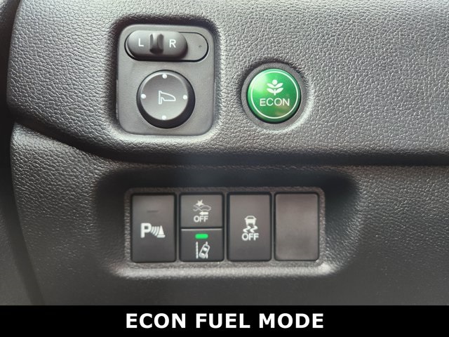 Vehicle image 12 of 30