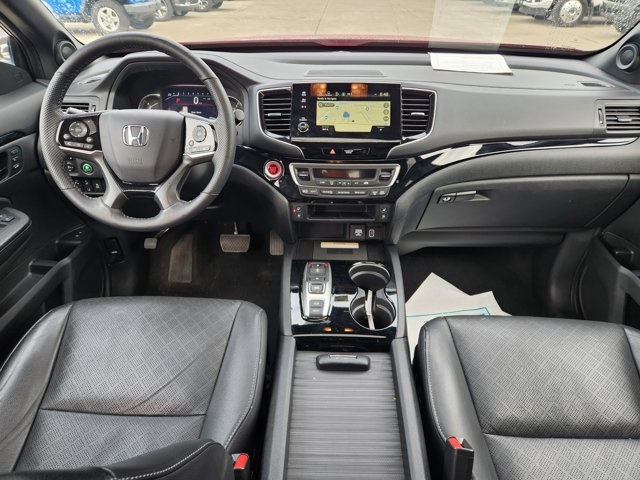 Vehicle image 18 of 29