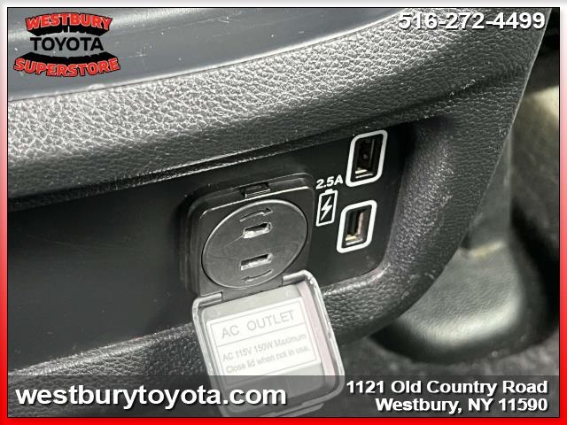 Vehicle image 18 of 37