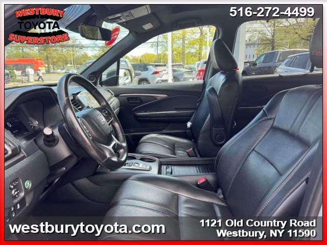 Vehicle image 19 of 37