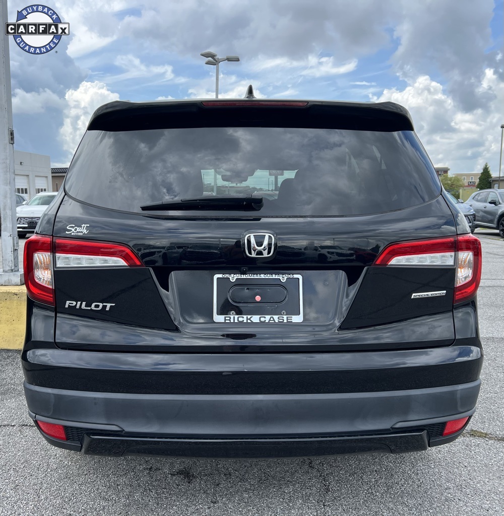 Vehicle image 6 of 6