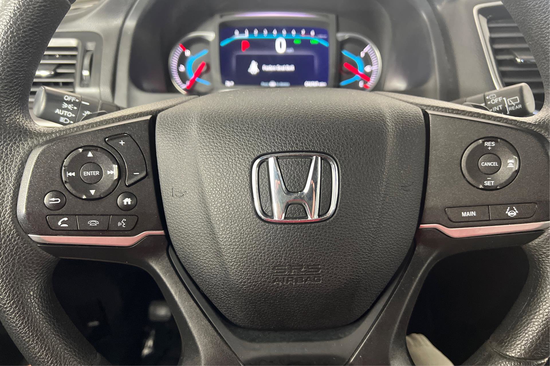 Vehicle image 14 of 26