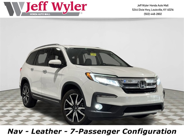 Vehicle image 3 of 47