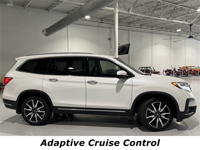 Vehicle image 4 of 47
