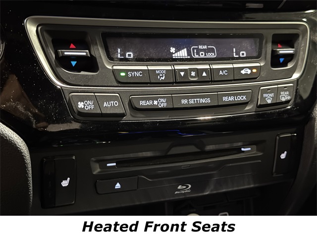Vehicle image 43 of 47
